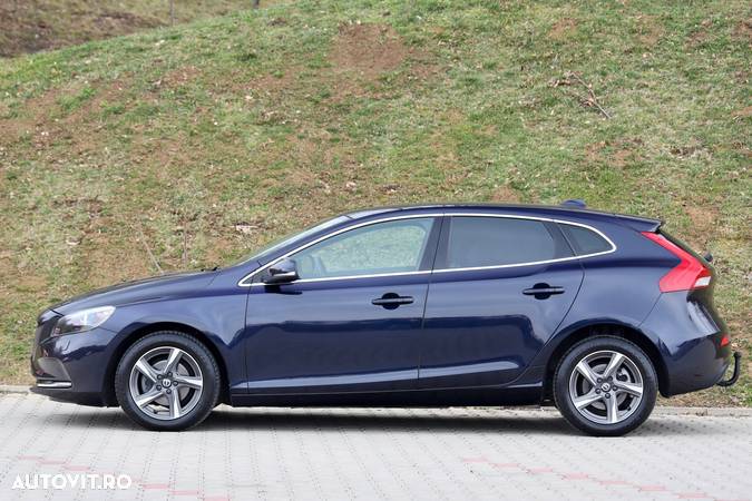 Volvo V40 D2 - 39