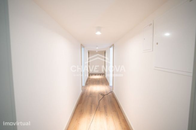 Moradia Geminada T1 C/ Jardim em Bonjardim, Porto-12