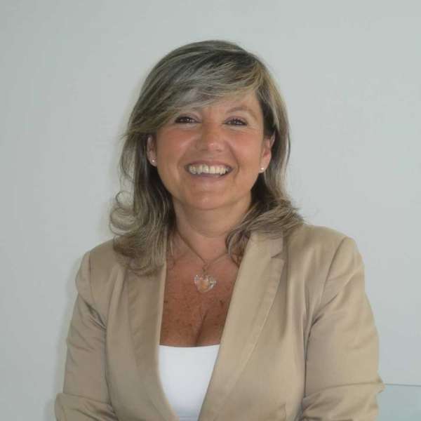 Profissionais - Empreendimentos: Paula Serra - Century21 Catisol - Massamá e Monte Abraão, Sintra, Lisboa