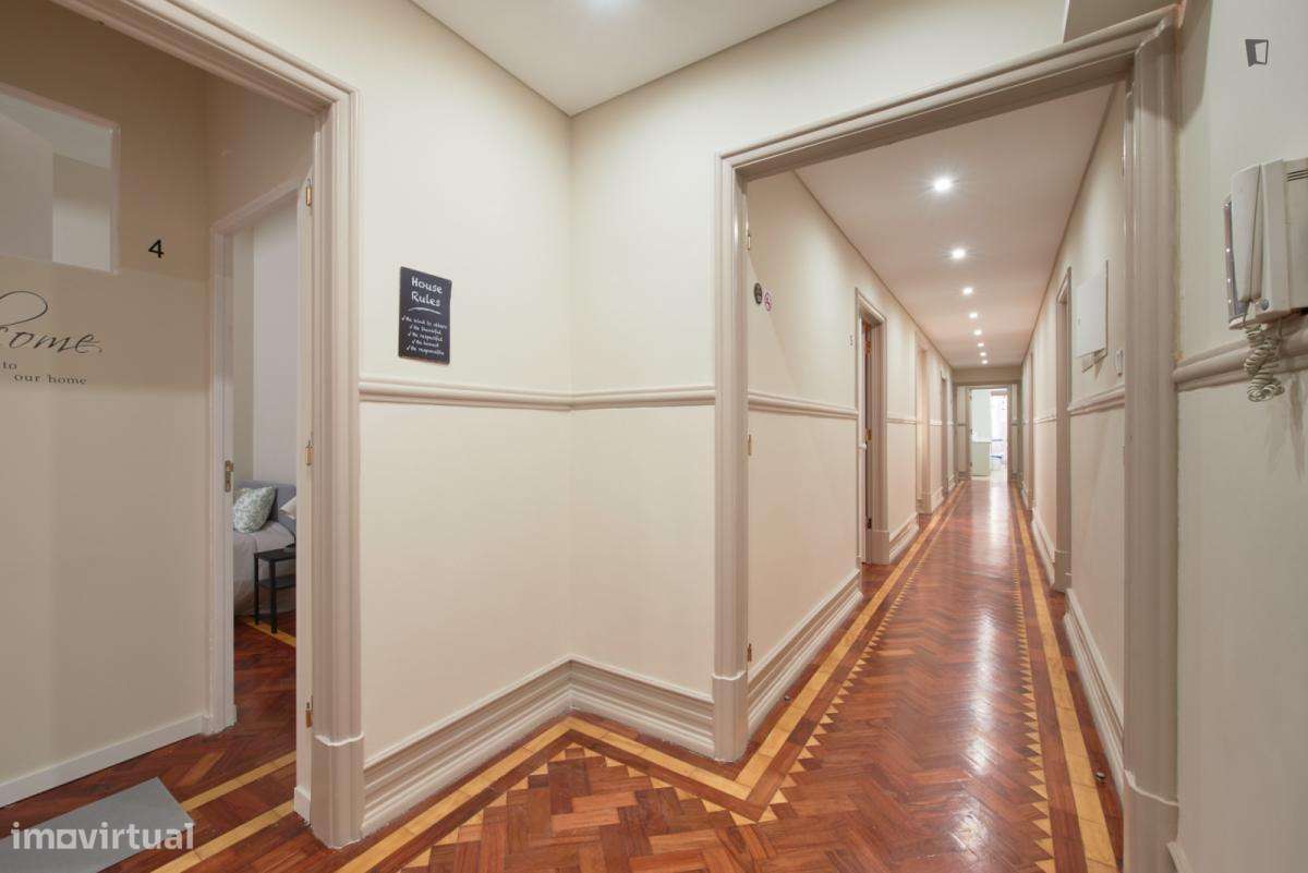 Cama - localizado em Saldanha Lisbon - Grande imagem: 4/10