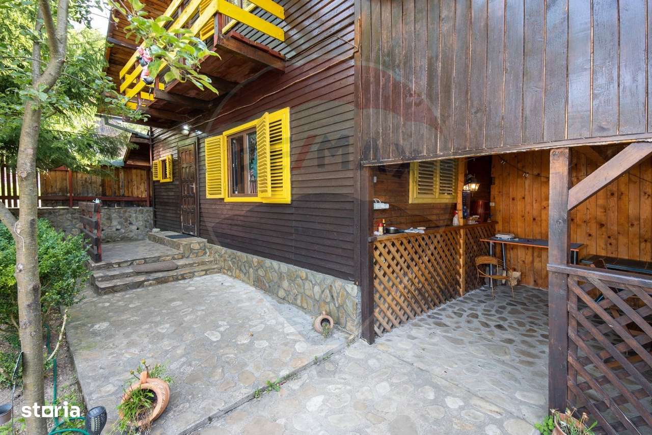 Casă de vacanta in Azuga- la doar 2 km de partia de ski - Imagine principală: 4/20