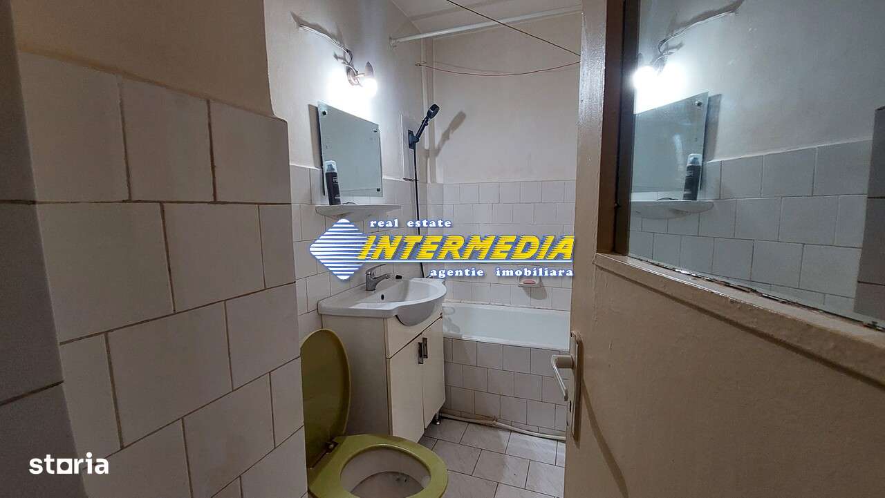 Inchiriere Garsoniera in CETATE mobilata si utilata - Imagine principală: 5/5