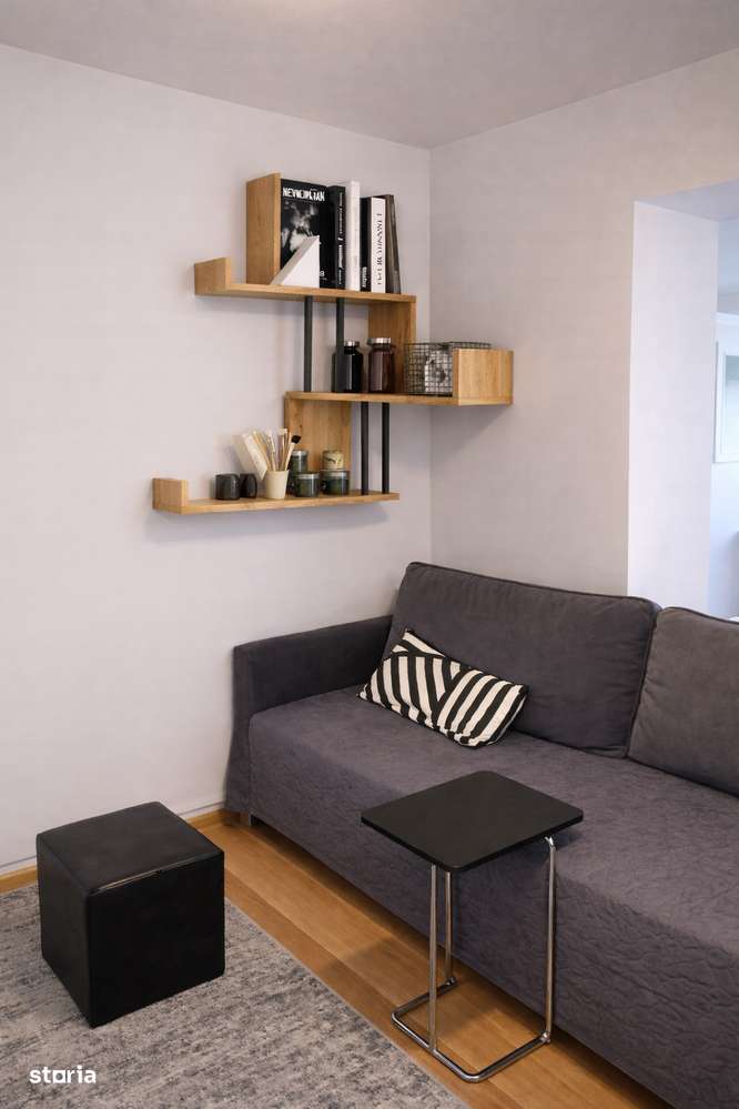 Casa de vacanta cu 2 apart. independente (8 camere) in Poiana Tapului - Imagine principală: 5/11