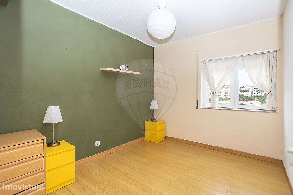 Apartamento T3 à venda em Almada-28