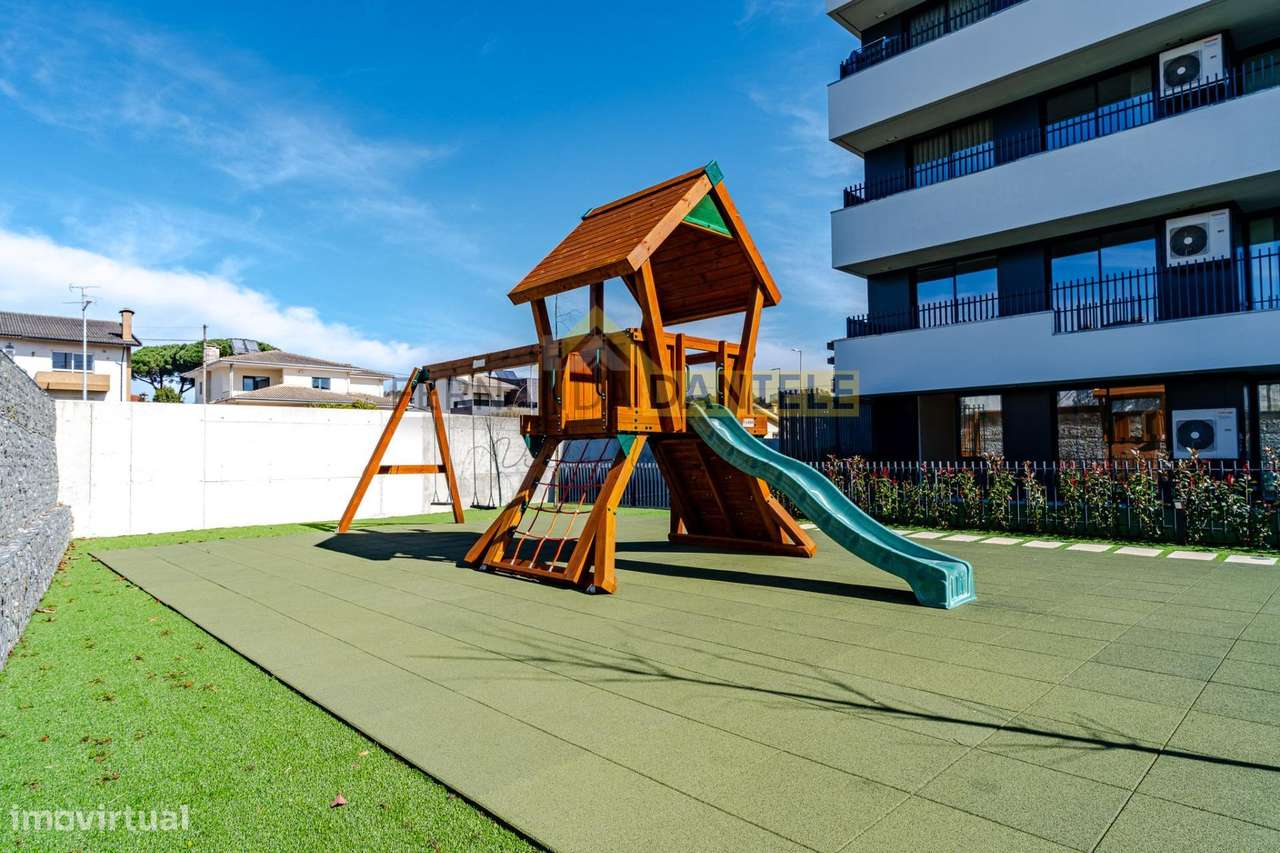 Apartamento T4  - Condomínio Feira's Prime-38