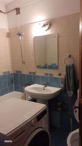 inchiriez garsoniera ploiesti ( democratiei ) sala Doroftei - Imagine principală: 4/5