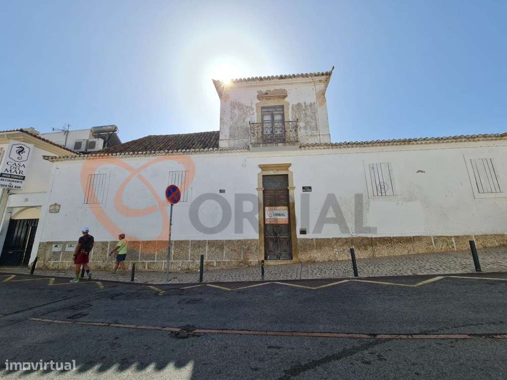 Moradia para venda no centro histórico de Albufeira com vista Mar + T1 - Grande imagem: 5/22