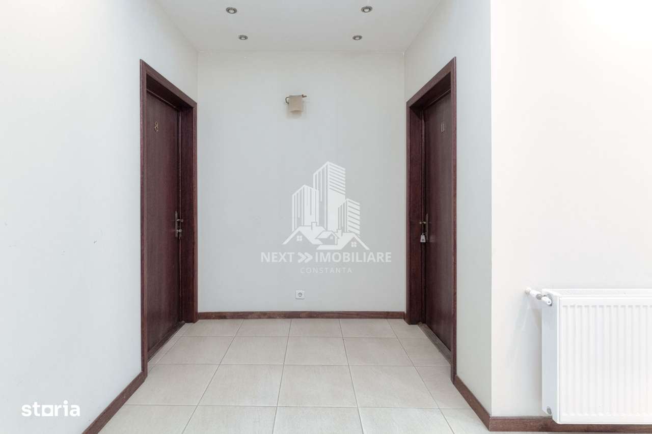 Pensiune Eforie Nord 17 camere plus spatiu comercial-13