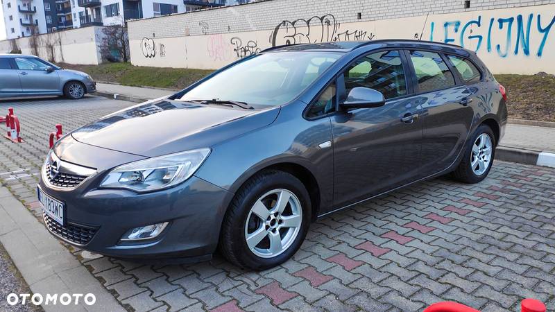 Opel Astra IV 1.6 Cosmo - 2