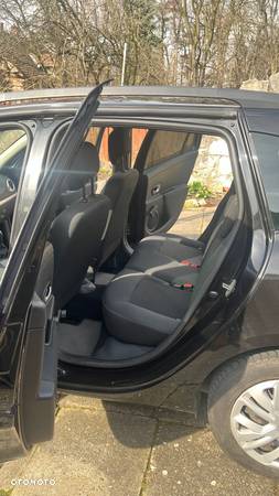 Renault Clio 1.2 TCE Alize - 9