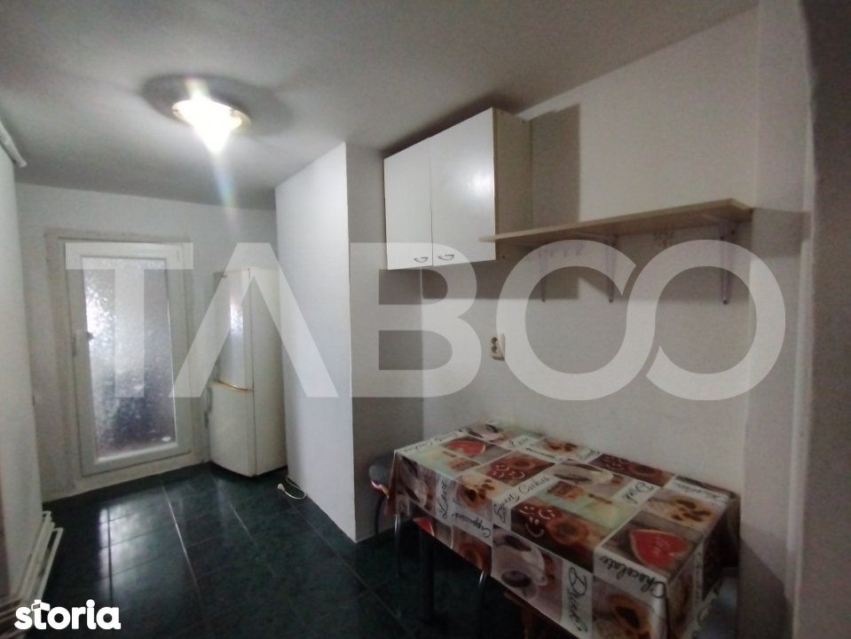 Apartament cu 2 camere decomandate de inchiriat zona Sub Arini Sibiu