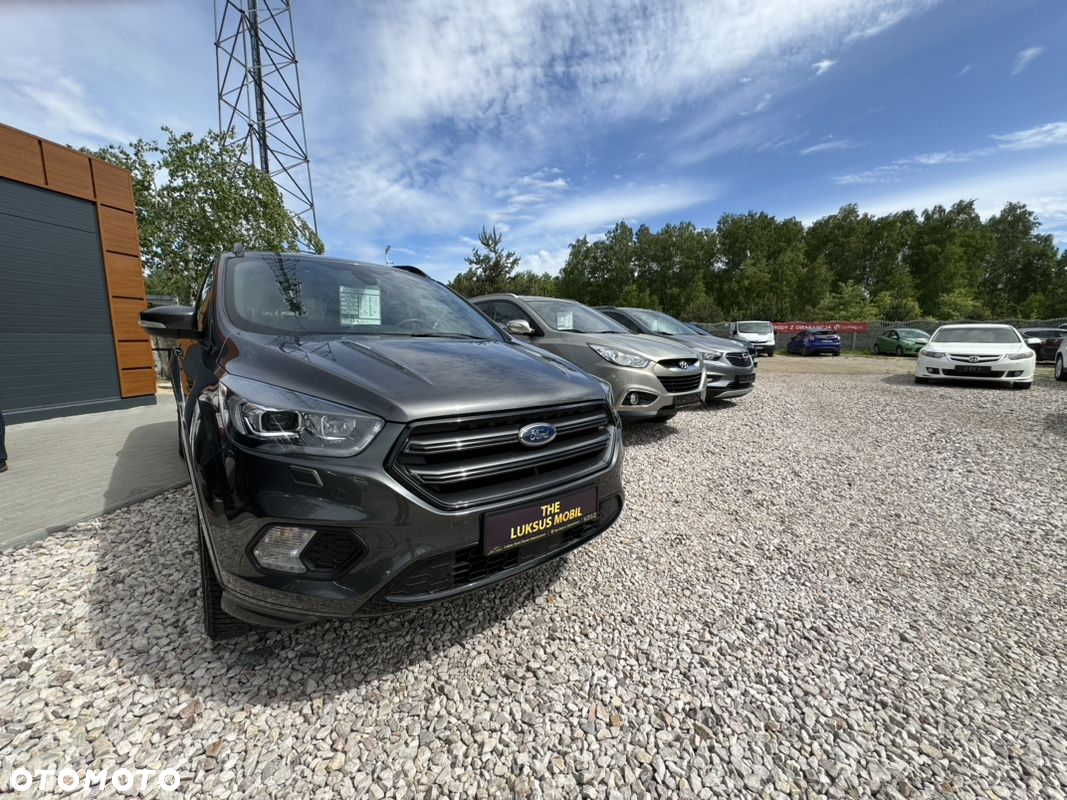 Ford Kuga 1.5 EcoBoost 2x4 ST-Line - 33