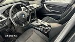 BMW Seria 3 318d DPF Touring - 16