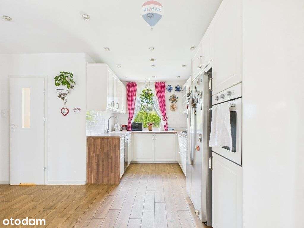 Komfortowy dom z dużą działką i tarasami - Pełny obrazek: 5/15