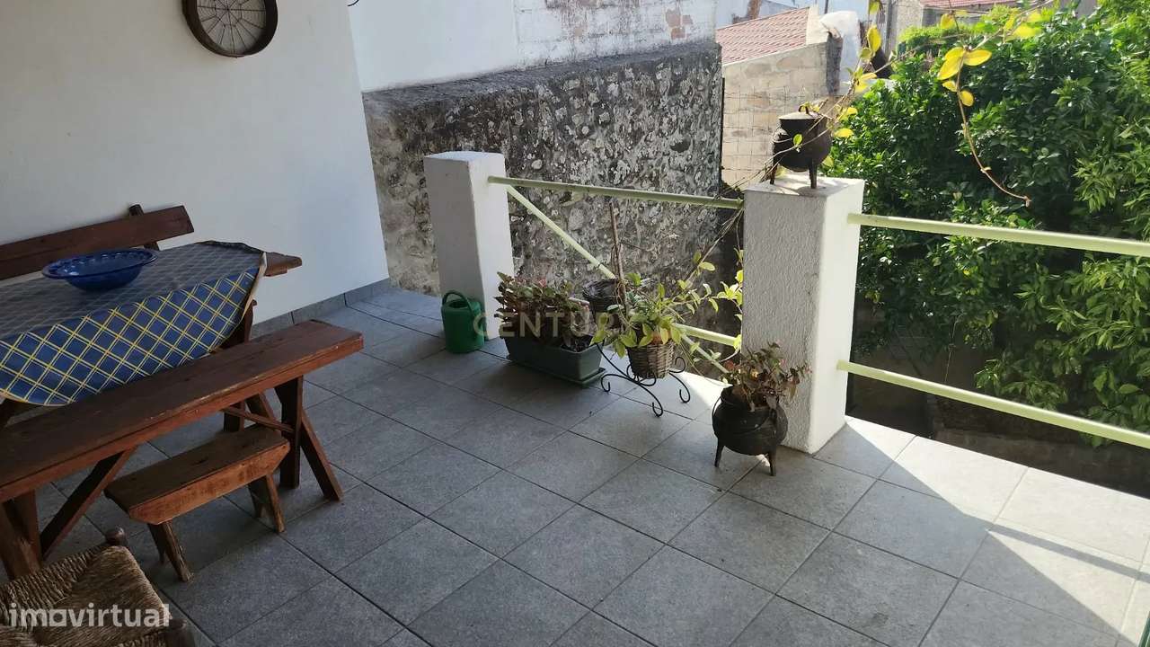 Moradia em Pedra com Terraço e Logradouro — Escalos de Baixo-25