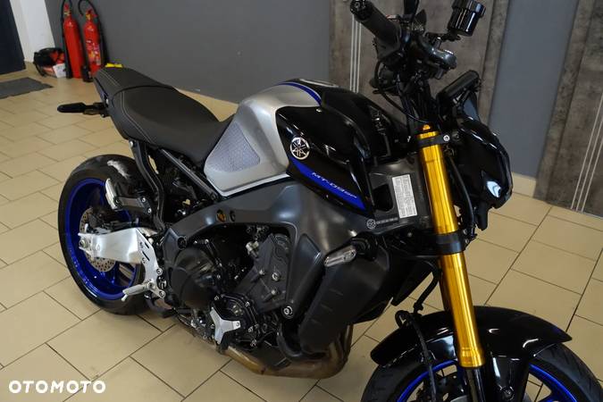 Yamaha MT - 17