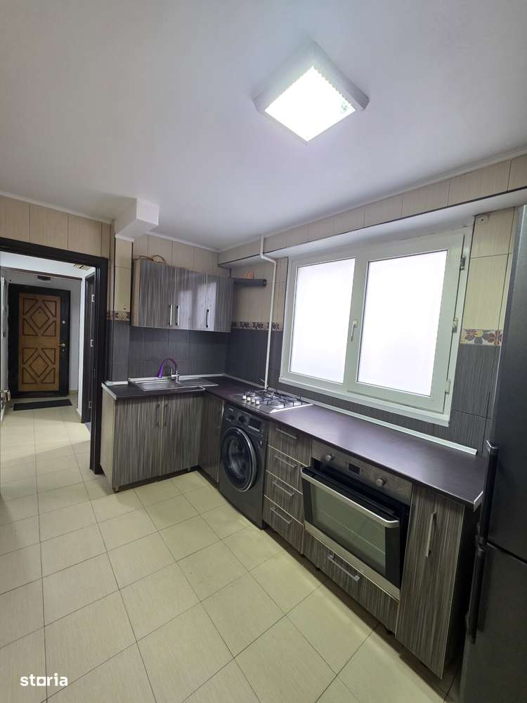 Vanzare apartament 2 camere Eroii Revolutiei, str. Vigoniei, cf.I, dec-12