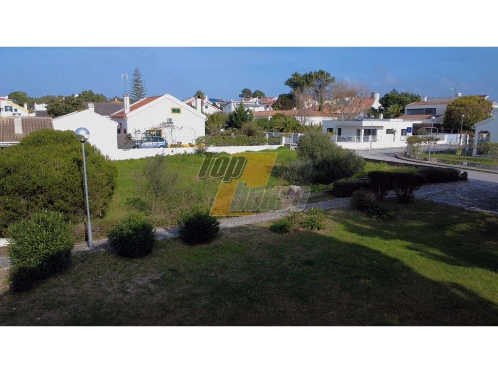 Terreno urbano perto do mar e lago em Sesimbra-23