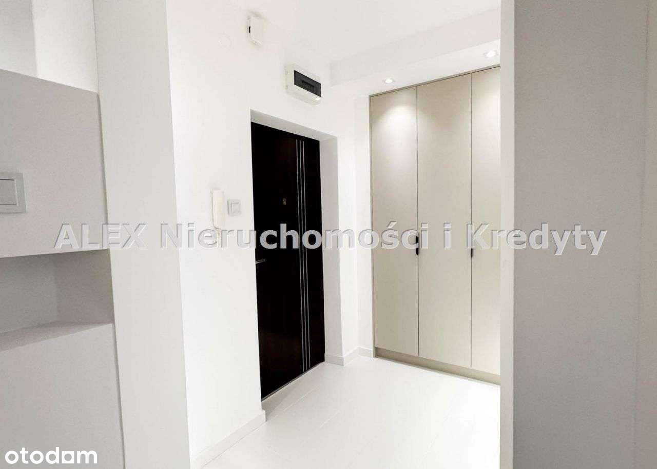 Przepiękne , jasne mieszkanie na pierwszym piętrze-8