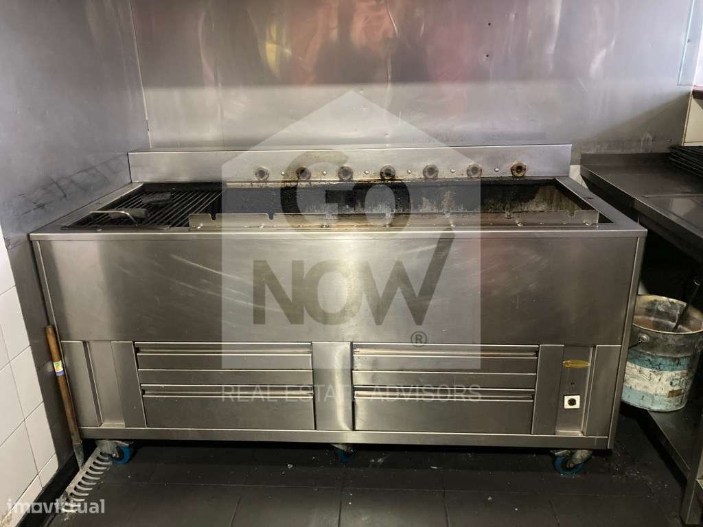 Churrasqueira em Queluz-Belas - Grande imagem: 1/13