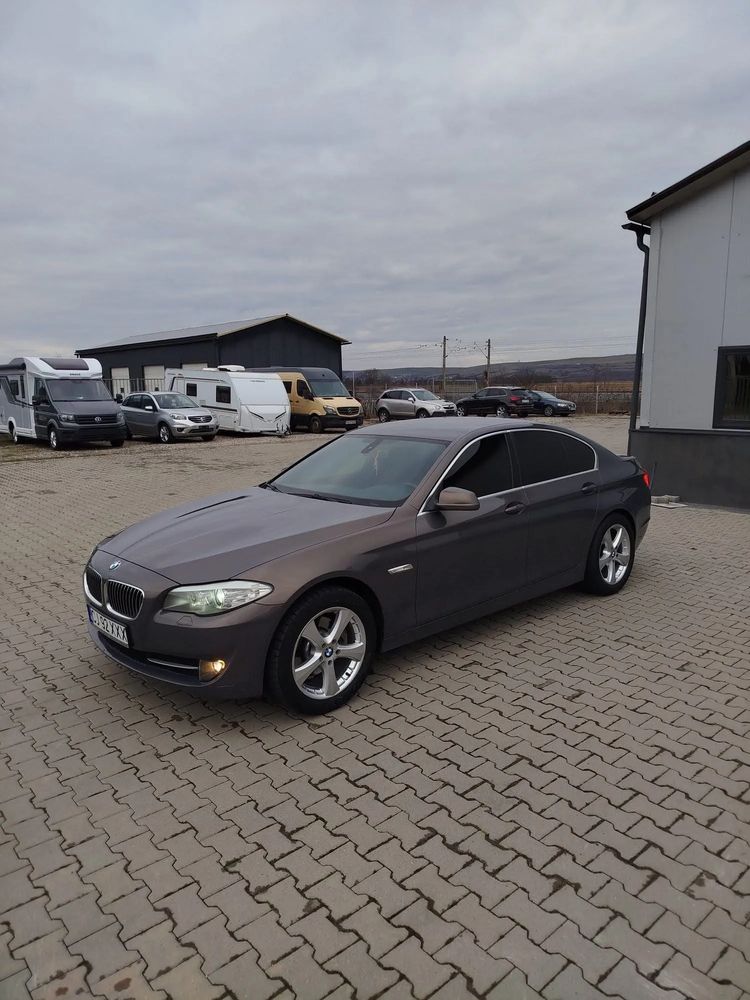 BMW 5 Series F10/F11/F07 [2010 - 2017] 520d 2011