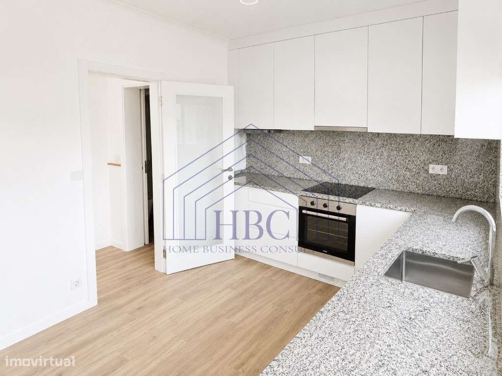 Moradia T2 Duplex Totalmente Remodelada em Vale Côvo Bombarral-2