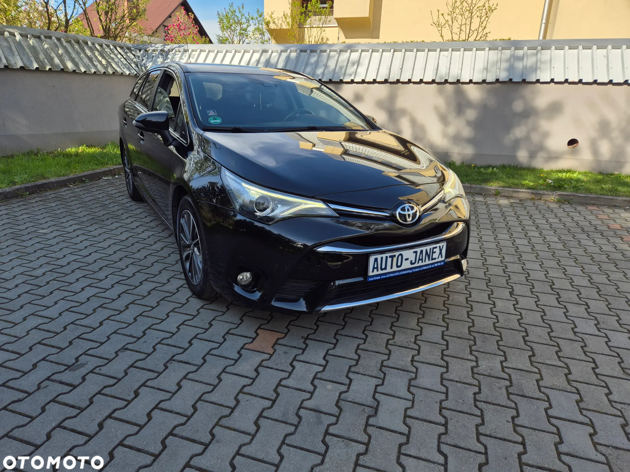 Toyota Avensis Touring Sports 1.8 Edition S+ - 3