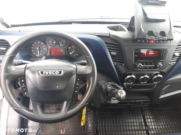 Iveco Daily 50C15Z skrzynia + żuraw - 9