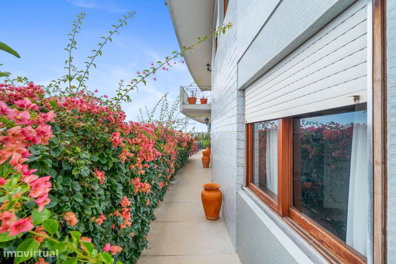 Moradia T4 com vista baía do Funchal, Madeira-12