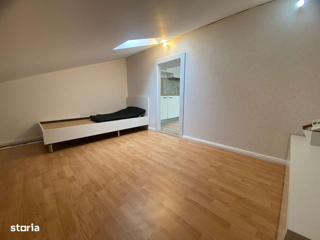 360 Imobiliare pune în vânzare un apartament modern cu 3 camere-14