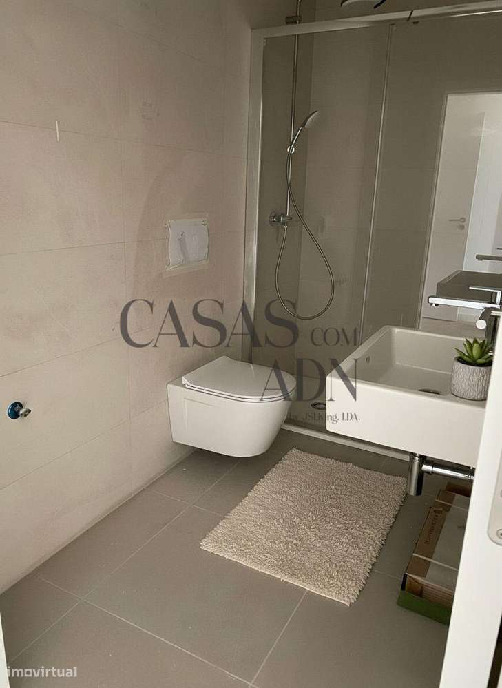 Apartamento T1+1 no Centro de Esgueira-3