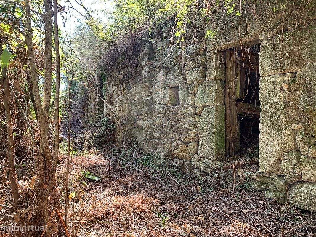 Moradia T1 para venda - Grande imagem: 2/10