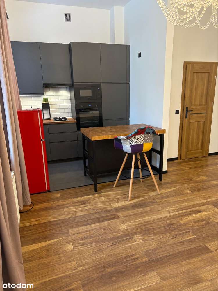 Sprzedam 2 pokojowe ul Birmańska-0