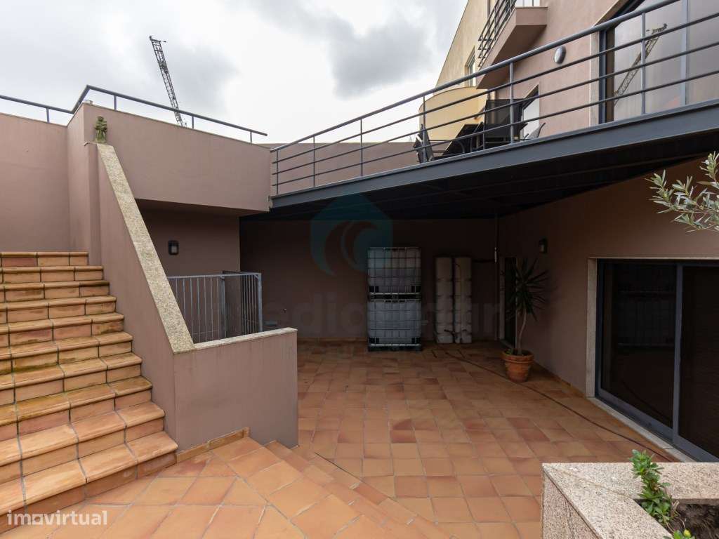 Moradia T5 em Vilarinha-8