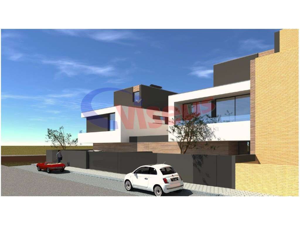 Moradia T4 com Office e Piscina Madalena-4