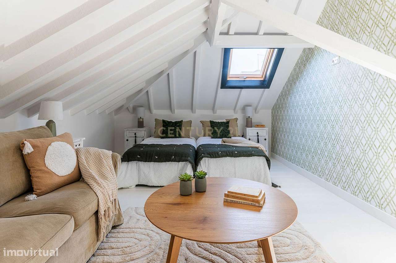 MORADIA ATÍPICA EM  AZAMBUJA - 7 ASSOALHADAS-53