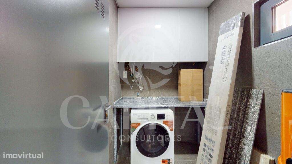 Magnífica Moradia T4 com Piscina e Terraço, em condomínio fechado-13