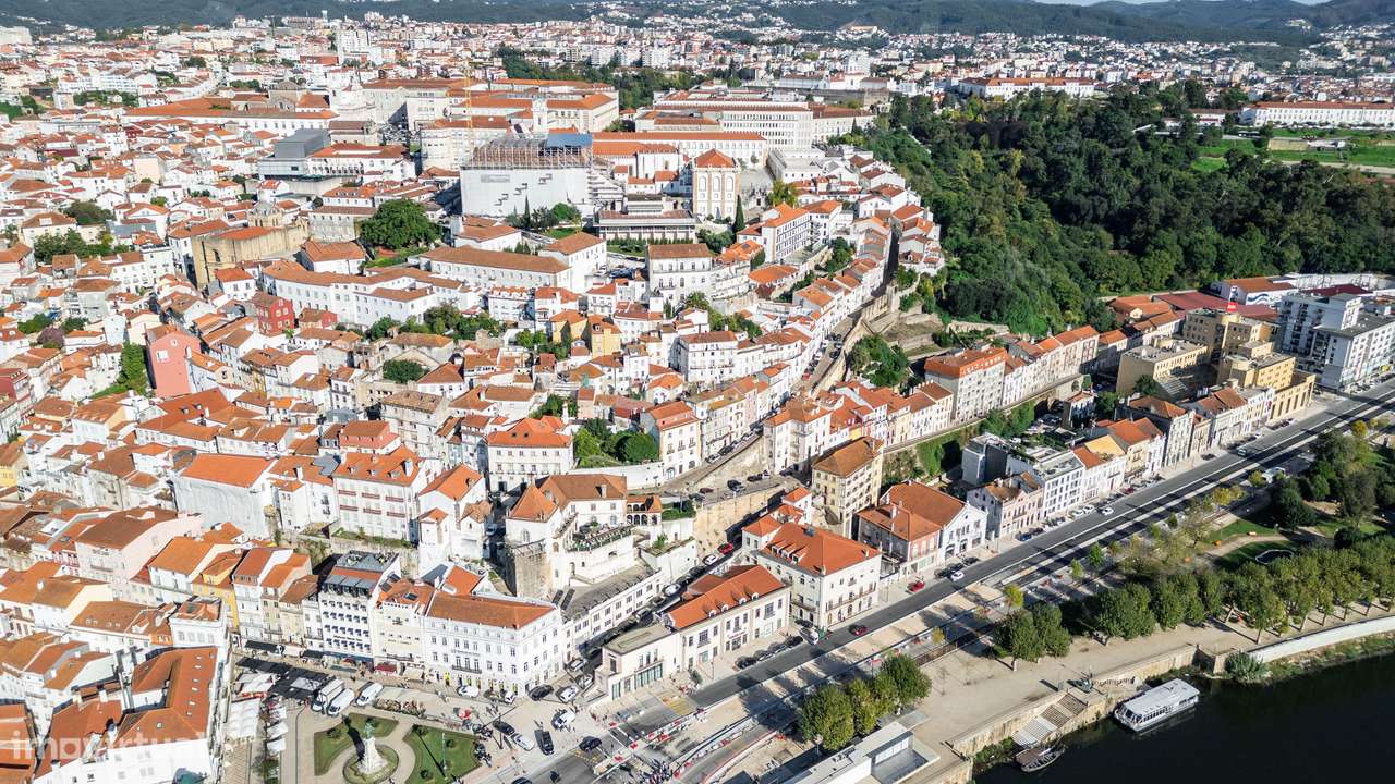 Prédio com vista soberba sobre o rio Mondego-41