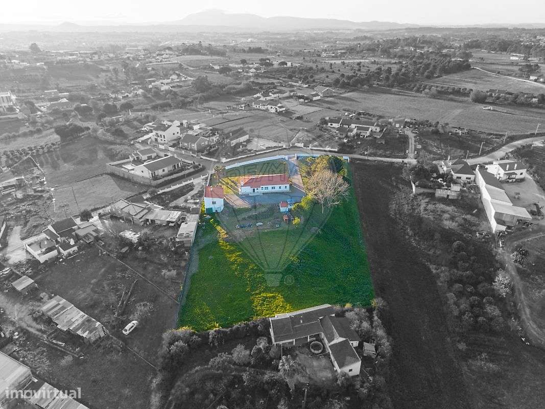 Moradia T4 para venda-49