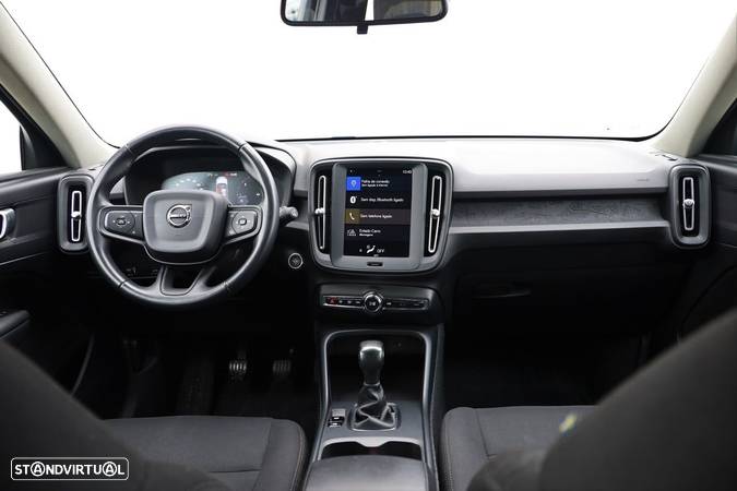 Volvo XC 40 2.0 D3 - 10