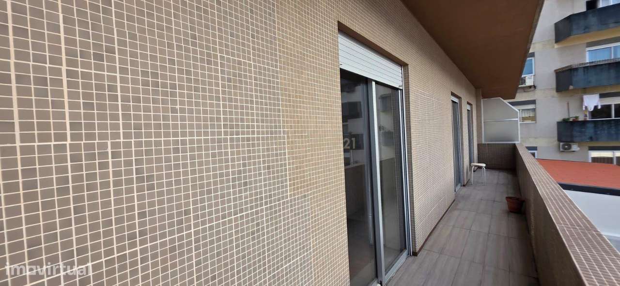 Apartamento T3 + 1 Guimarães-27