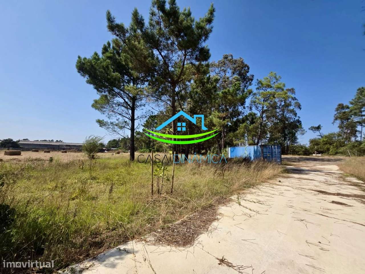 Terreno com 8.369 m² e possibilidade de construção – Arazede, Mon-50