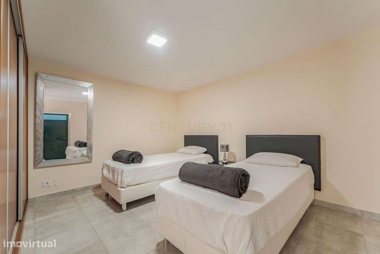 Moradia T2 Mobilada com Vista Mar na Serenidade da Ponta do Pargo-11