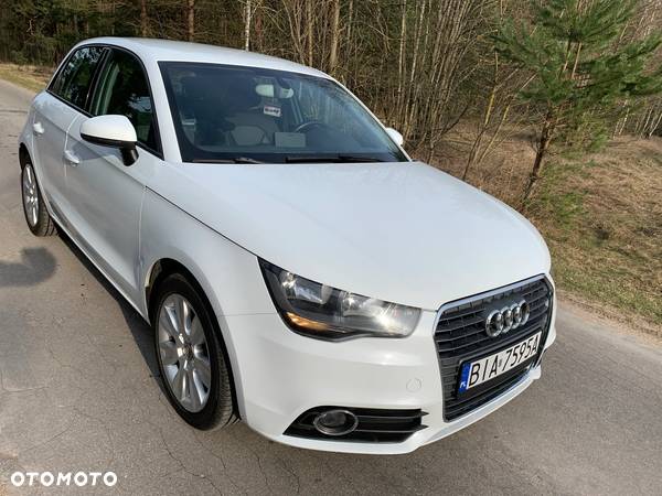 Audi A1 1.6 TDI Sportback S line edition - 2