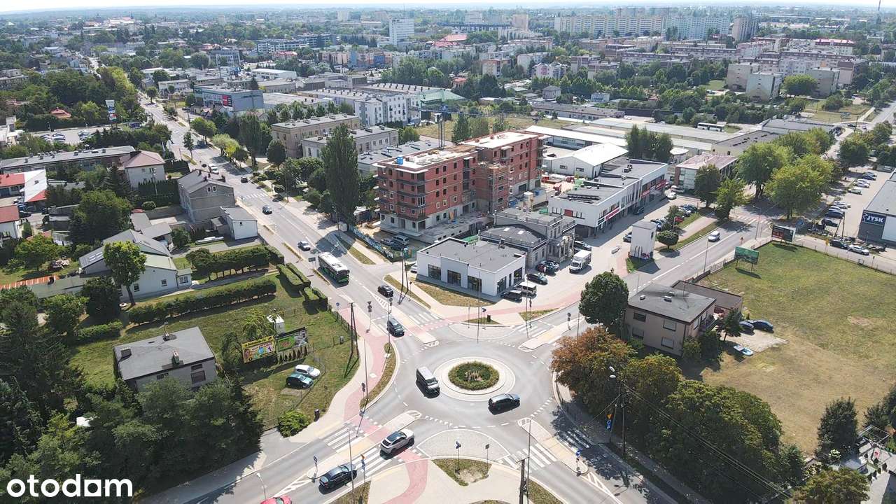 Lokal użytkowy, 70,67 m², Piotrków Trybunalski-3