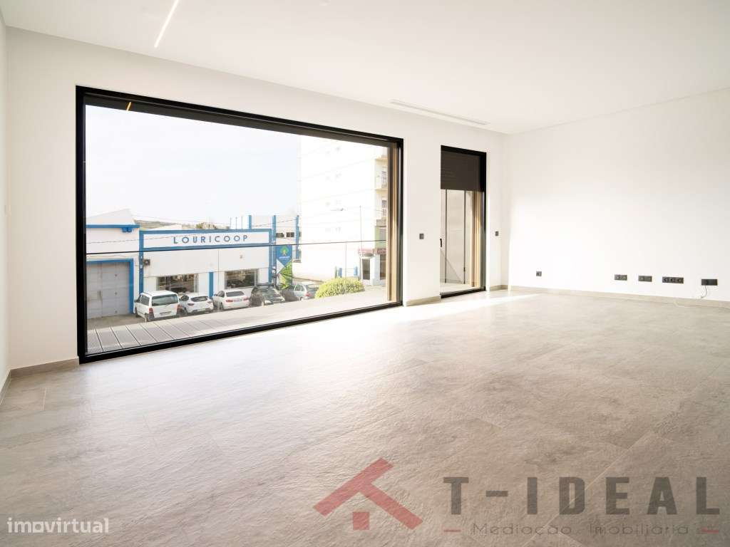 Apartamento T3 no Centro da Lourinhã-12