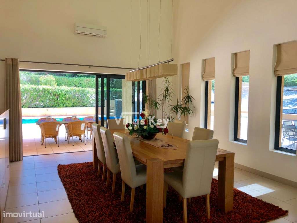 Moradia V5 com 4500mts2 e piscina em Lagos. - Grande imagem: 3/47