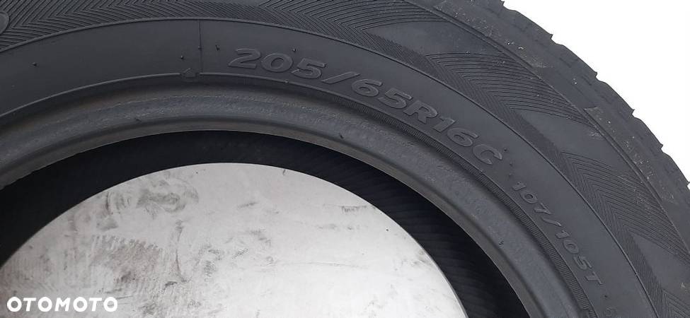 143Z. Opona zimowa (2szt.) 205/65 R16C 107/105T Bieżnik ok. 6.2 mm, ok. 4 mm Hankook - 4