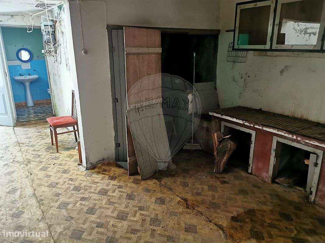 Moradia T3 para venda-4