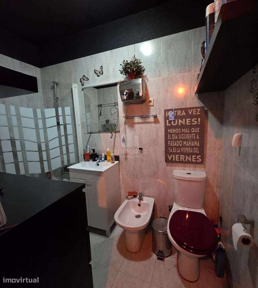 Apartamento T3 com garagem e arrumos em Matosinhos/Perafita-10